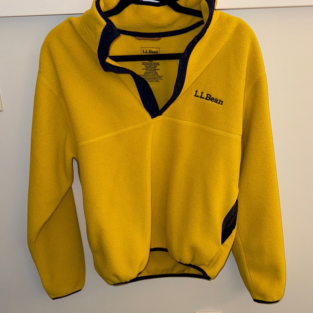 L.L. Bean Golden Fleece with Navy Trim - Picture 5 of 6